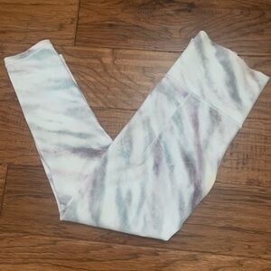 Athleta Salutation Stash Pocket II - Printed White - 7/8 Tight